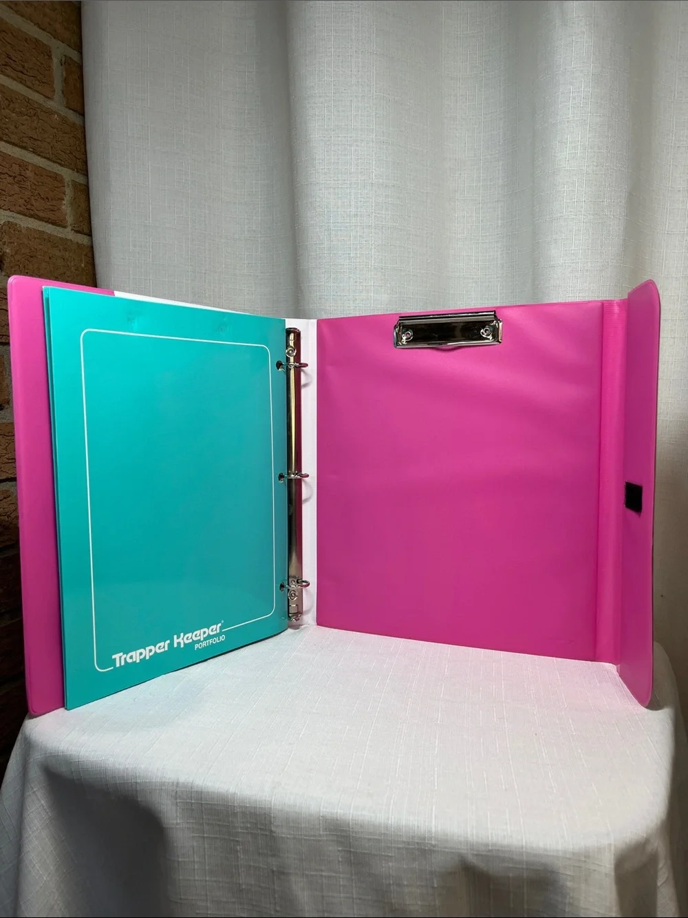 Mead Trapper Keeper Retro 80s Vaporwave Portfolio Binder Pink Neon 3 Ring